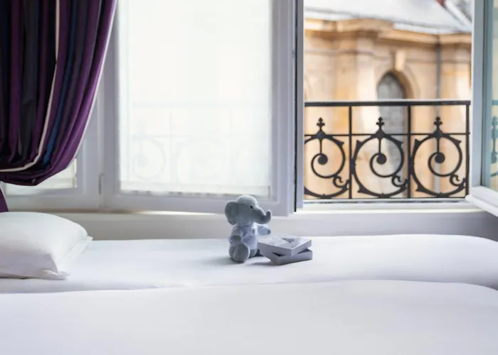 Hotel Pont Royal Parigi
